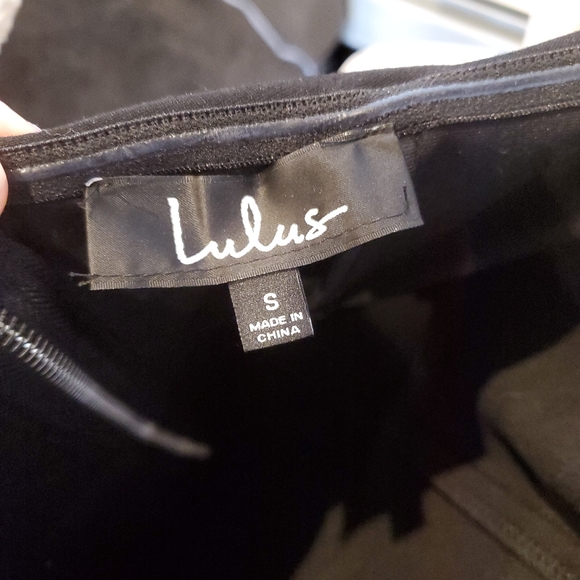 Lulu's black dress - Picture 3 of 3